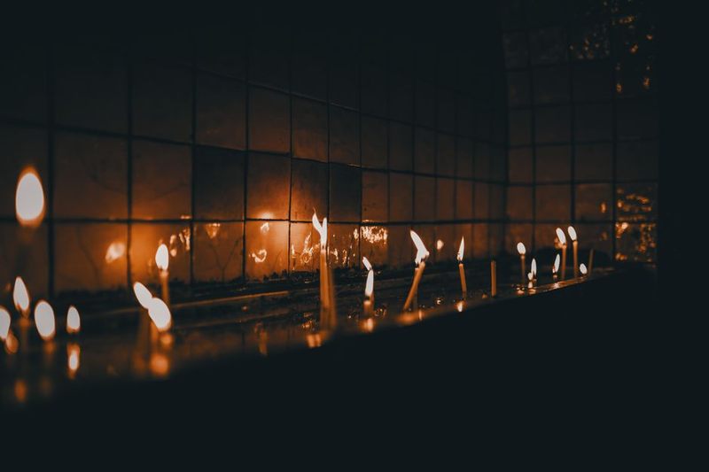 شمعة عود فاخرة